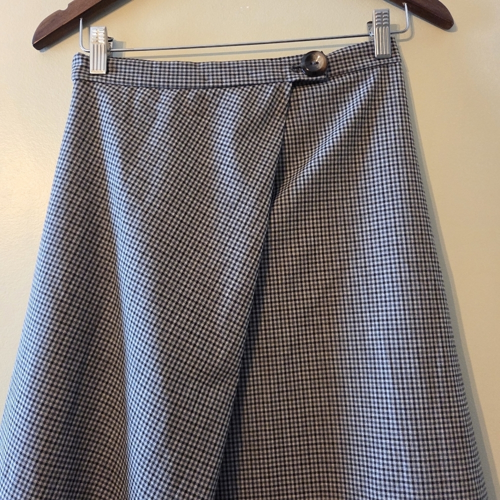 Aritzia Wilfred Houndstooth Wrap Midi Skirt Classic Chic Asymmetrical Size XS - Picture 5 of 12